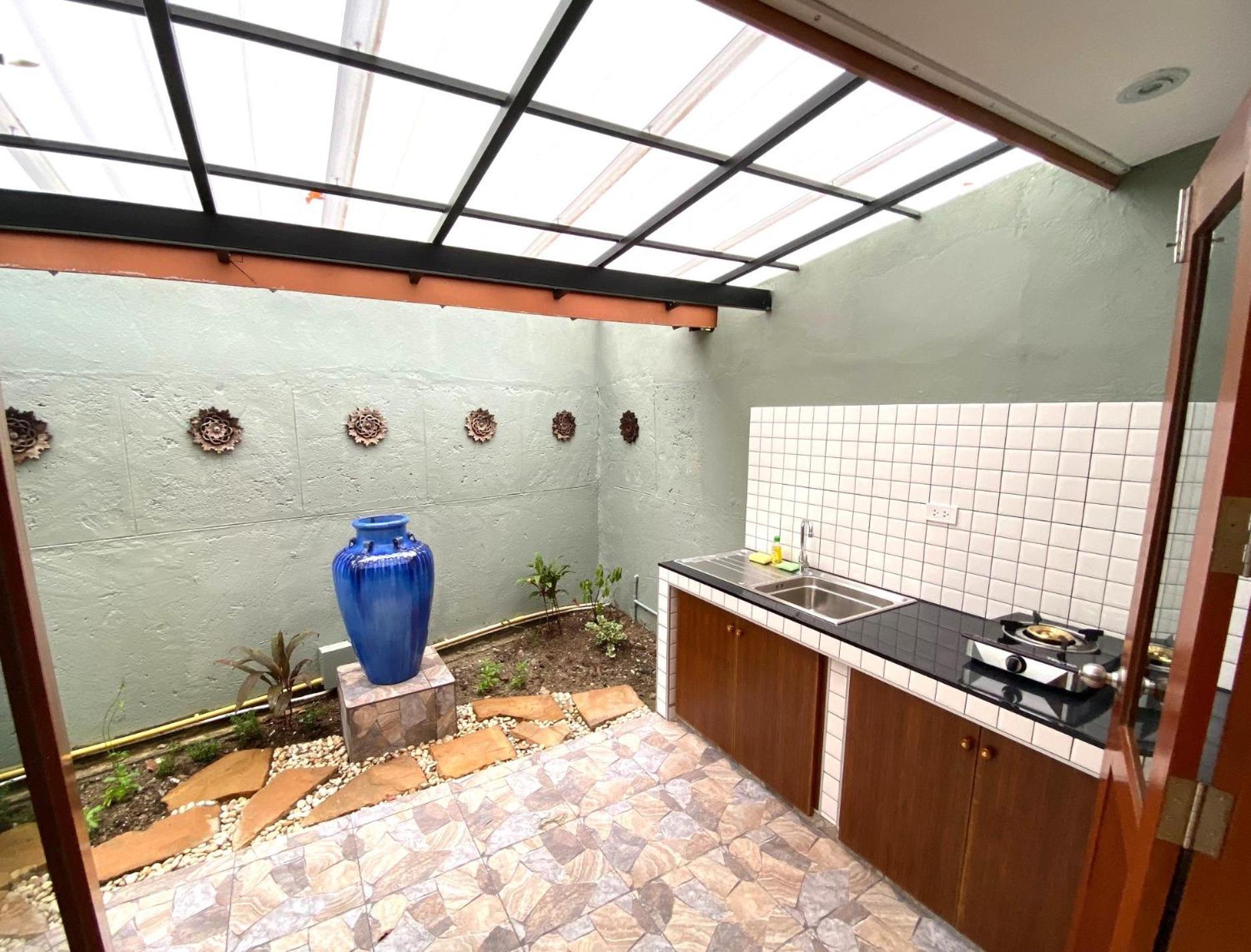 Baleeyan Residence Таланг Екстериор снимка